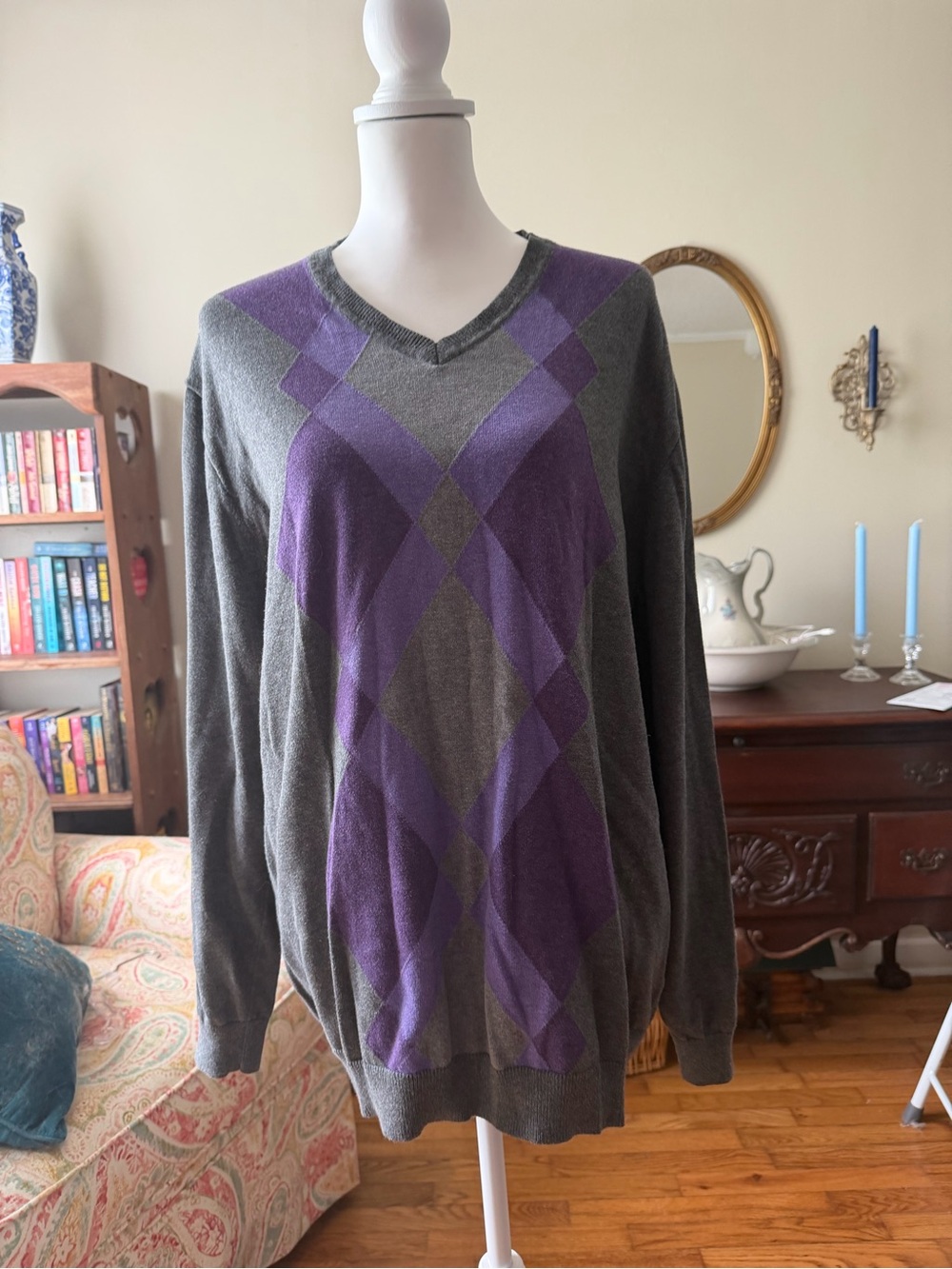 Claiborne Gray V-Neck Sweater with Purple Argyle